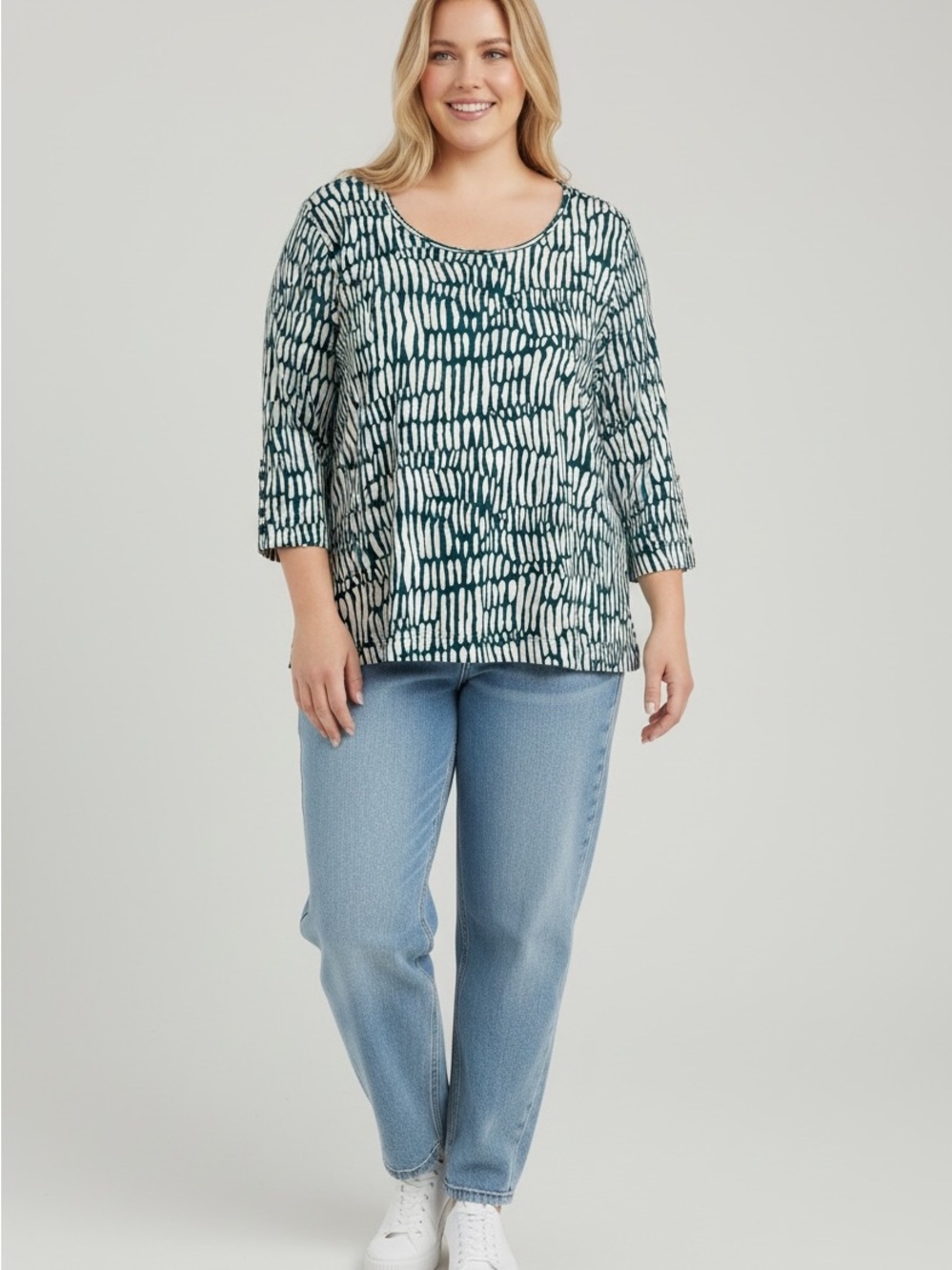 Chico's Teal and White Abstract Scoop Neck Tunic Size 4